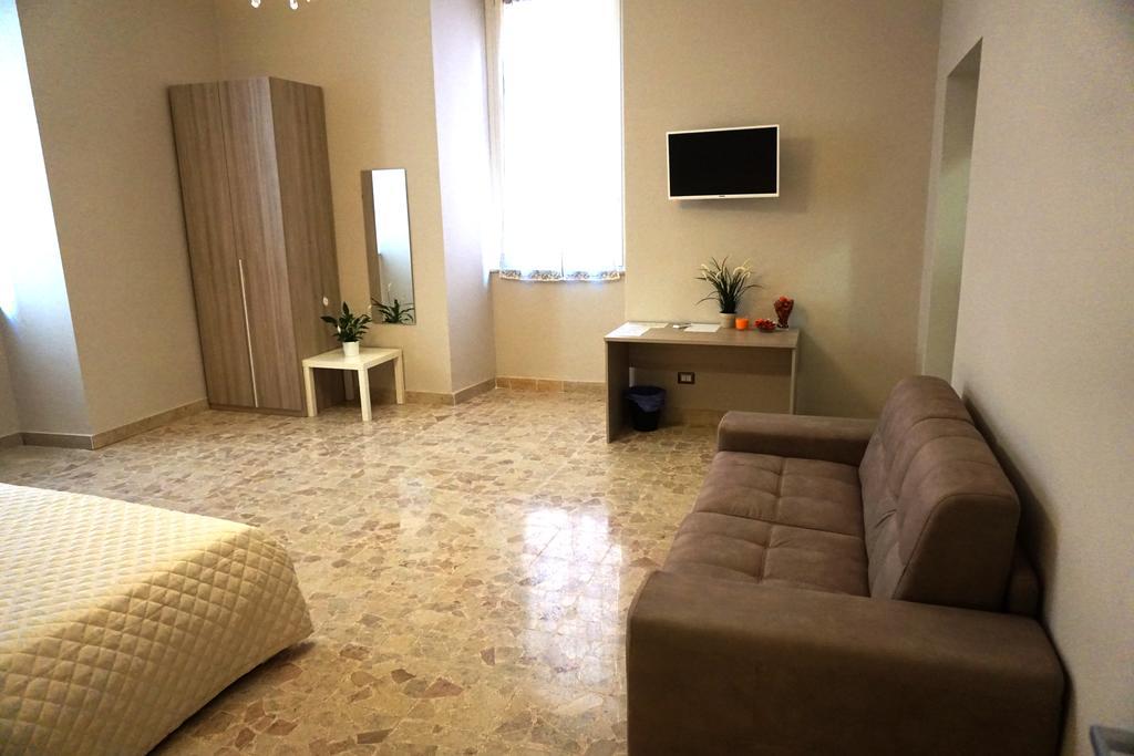 Residence Stendhal Guest House チビタベッキア エクステリア 写真