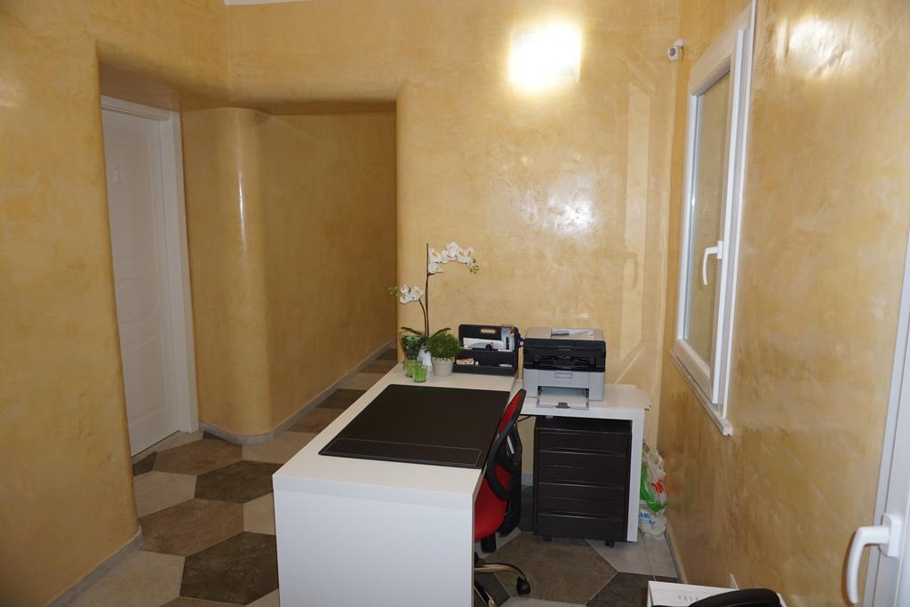 Residence Stendhal Guest House チビタベッキア エクステリア 写真