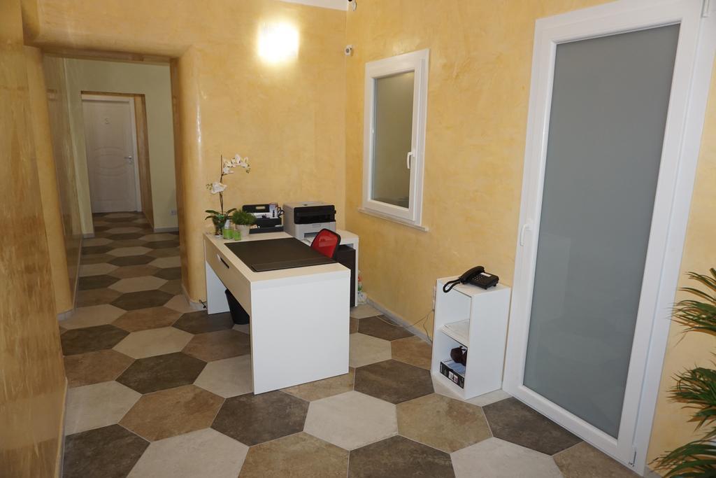 Residence Stendhal Guest House チビタベッキア エクステリア 写真