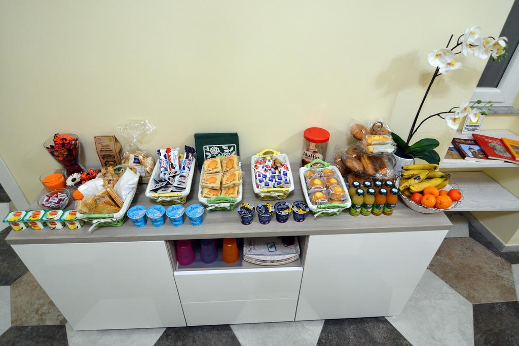 Residence Stendhal Guest House チビタベッキア エクステリア 写真