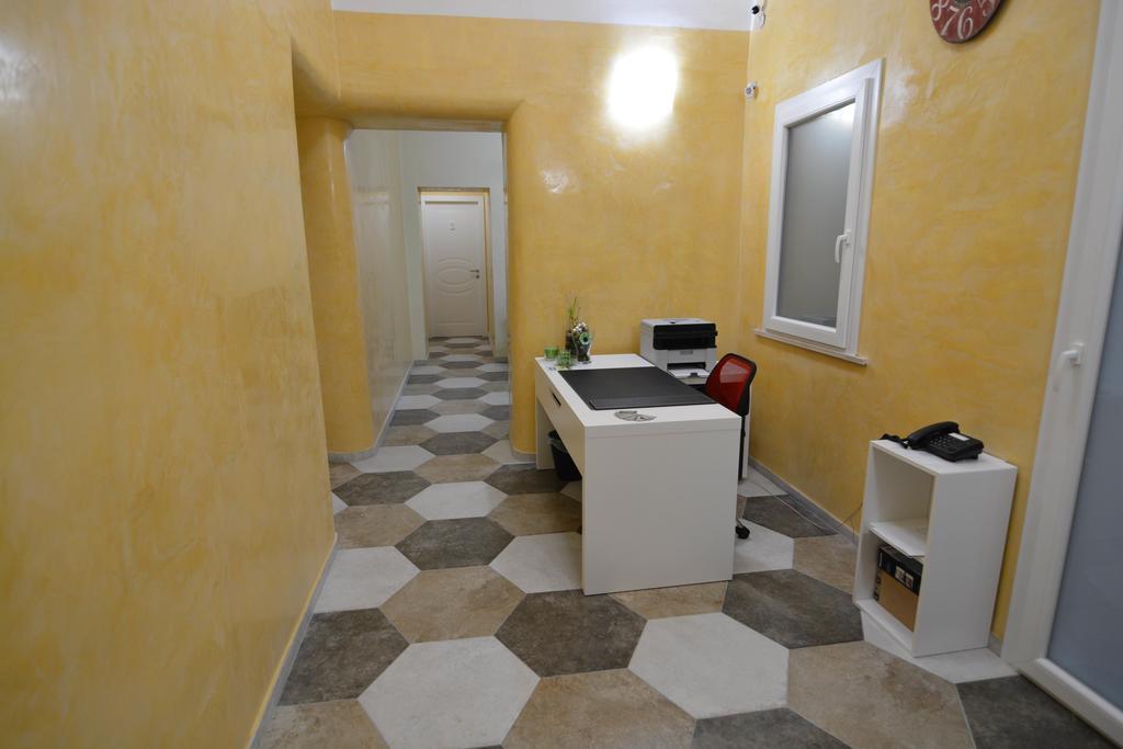 Residence Stendhal Guest House チビタベッキア エクステリア 写真