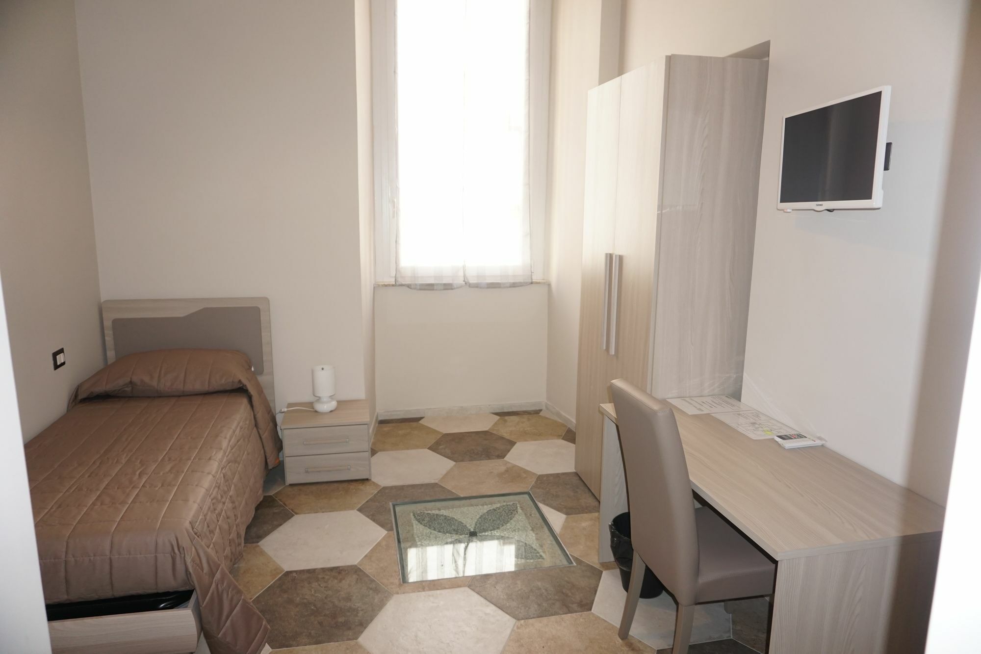 Residence Stendhal Guest House チビタベッキア エクステリア 写真
